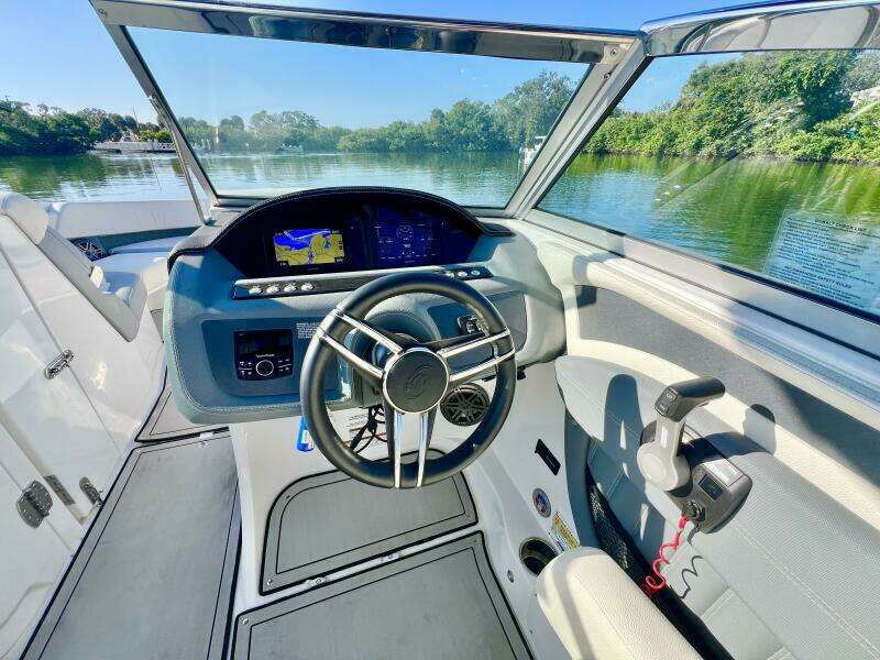 25ft Cobalt Yacht For Sale