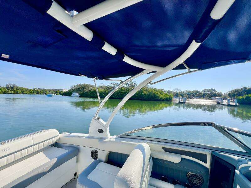 25ft Cobalt Yacht For Sale