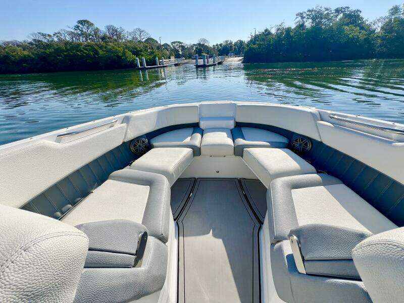 25ft Cobalt Yacht For Sale