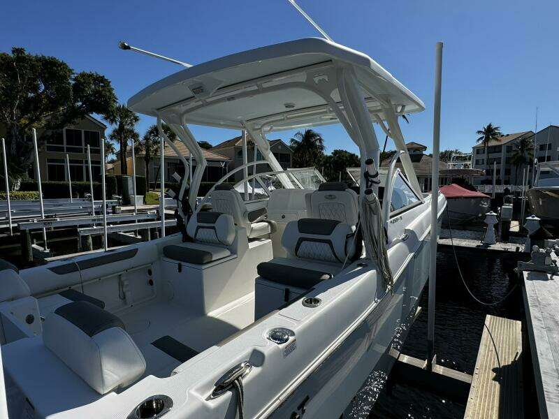 Aft Starboard Profile