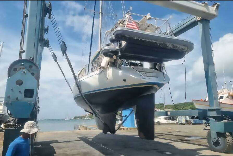 Gallivanter 49ft Hylas Yacht For Sale