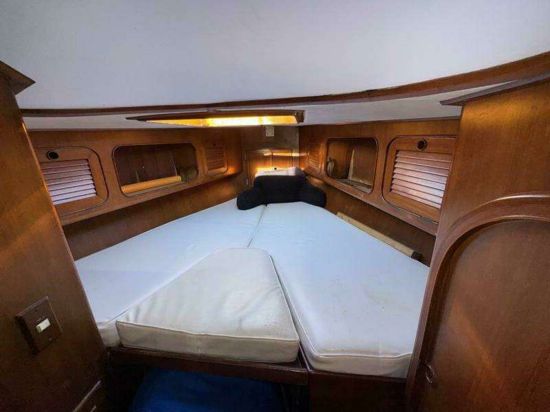 Gallivanter 49ft Hylas Yacht For Sale