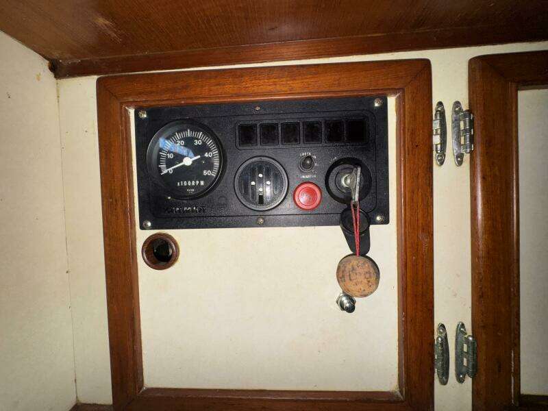 Gallivanter 49ft Hylas Yacht For Sale