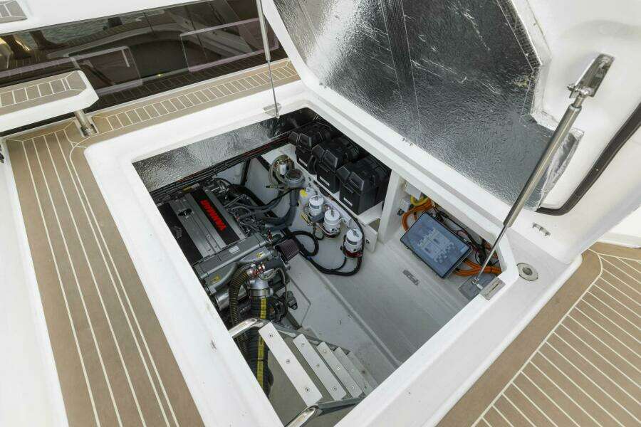 Prelude 46ft Leopard Yacht For Sale