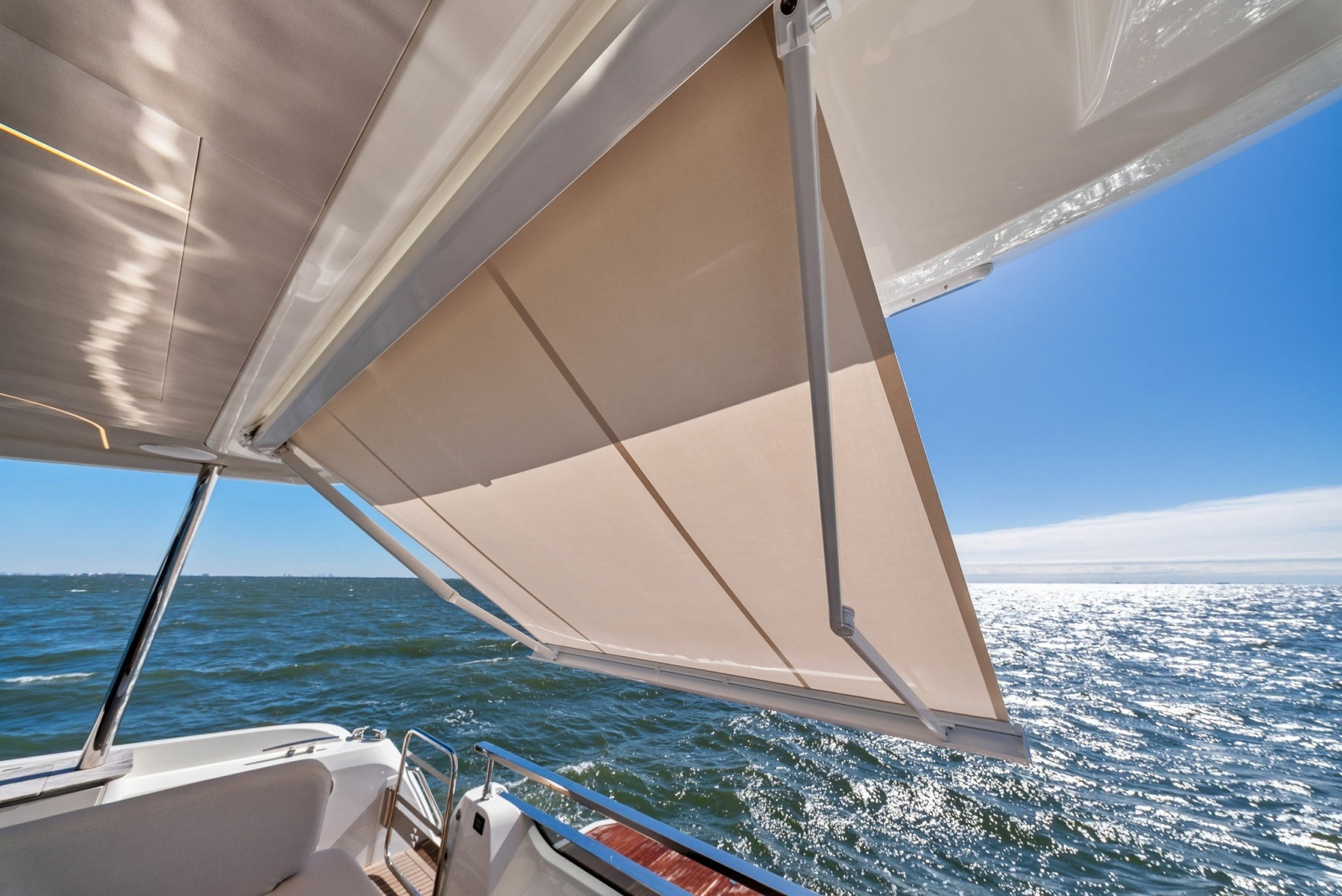 2026 F5.7 Prestige Yachts