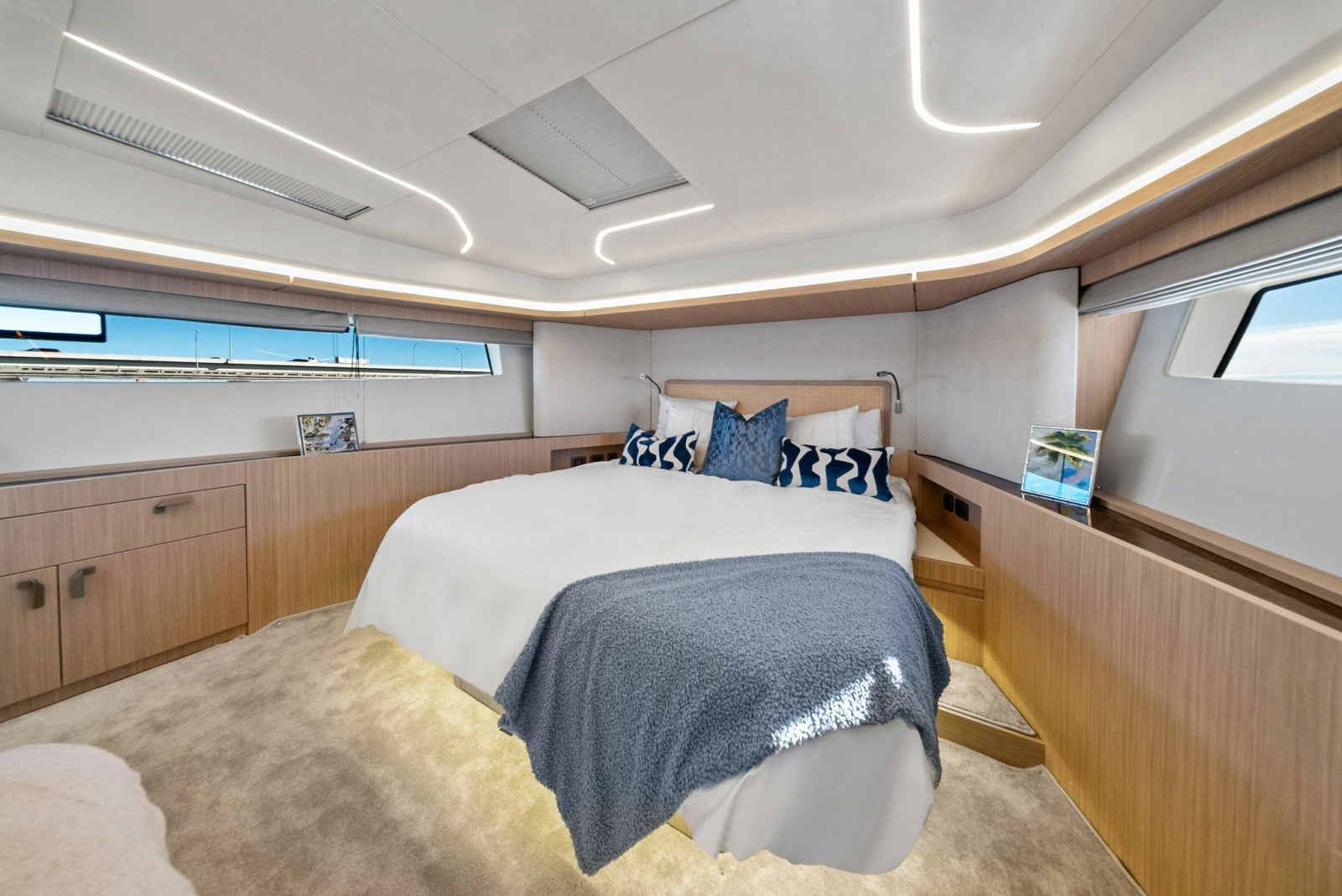 2026 F5.7 Prestige Yachts Master Stateroom