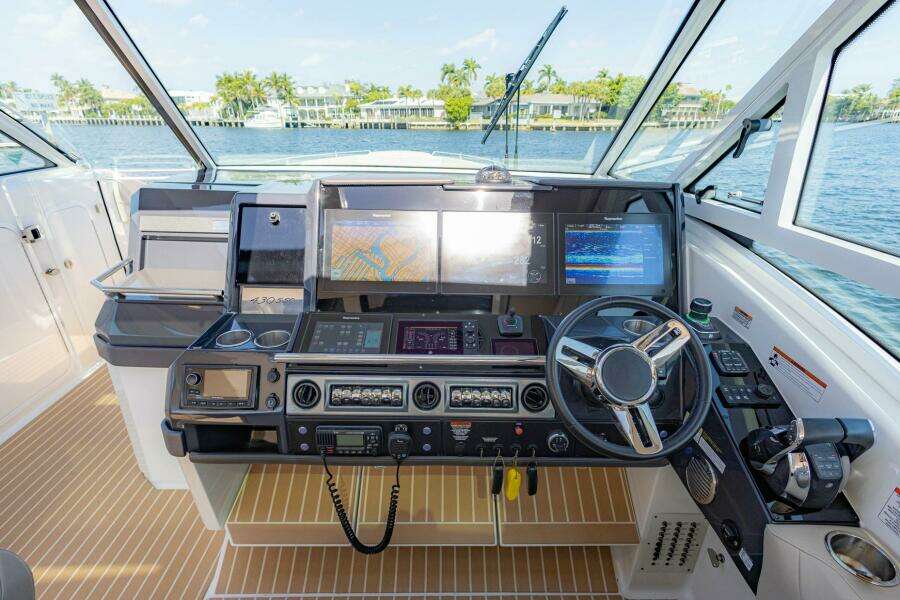 Seaspan 43ft Formula Yacht For Sale