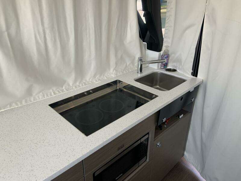 34ft Jeanneau Yacht For Sale