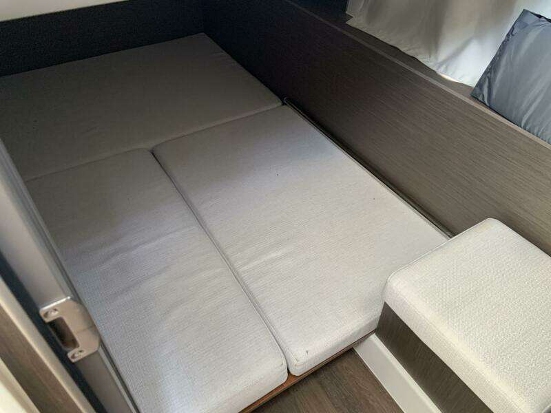 34ft Jeanneau Yacht For Sale