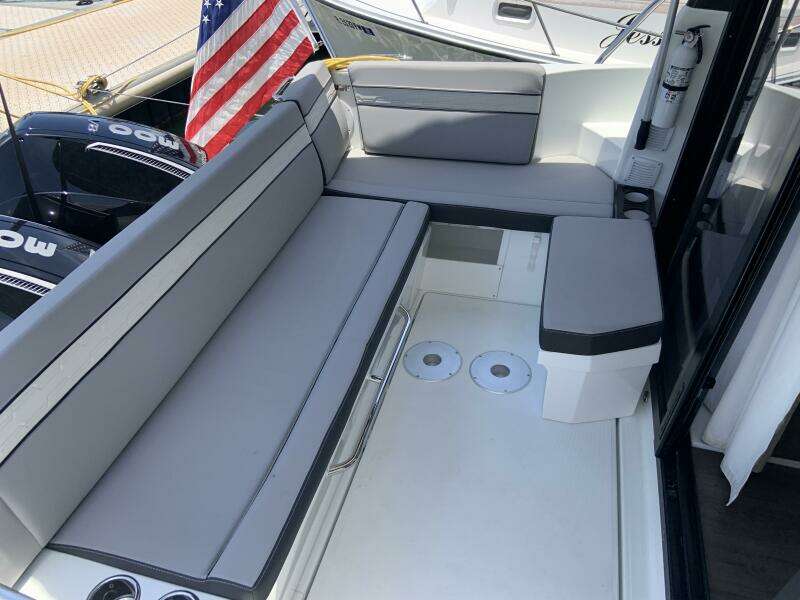 34ft Jeanneau Yacht For Sale