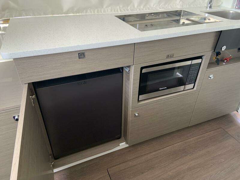 34ft Jeanneau Yacht For Sale