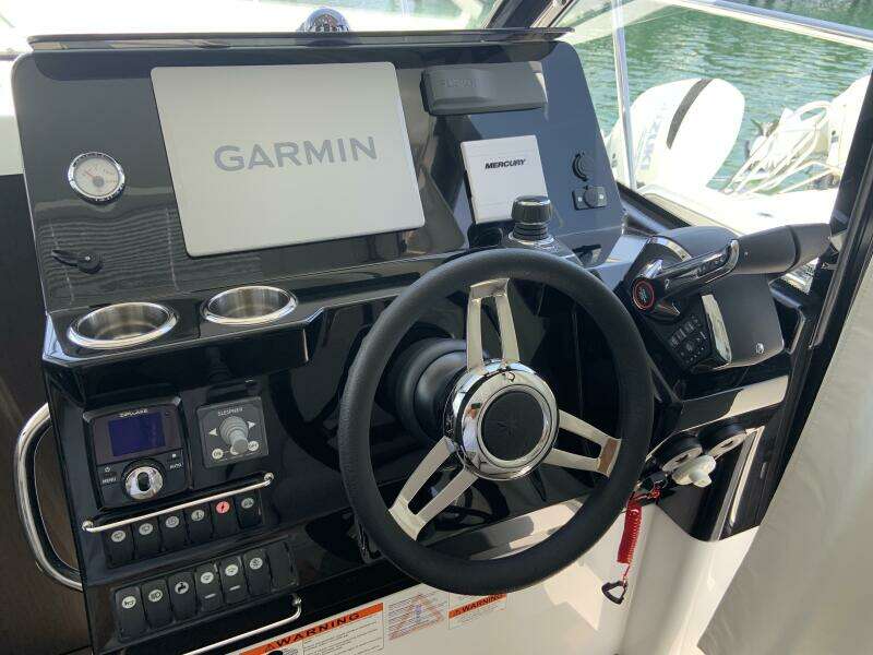 34ft Jeanneau Yacht For Sale