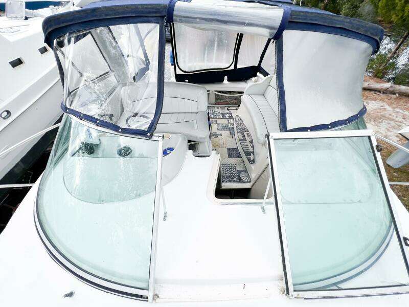 33ft Rinker Yacht For Sale