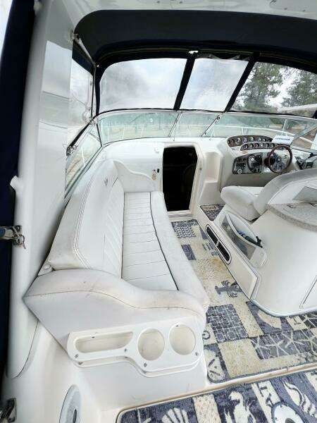 33ft Rinker Yacht For Sale