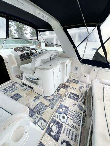 33ft Rinker Yacht For Sale