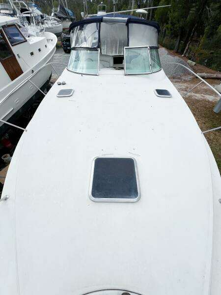 33ft Rinker Yacht For Sale