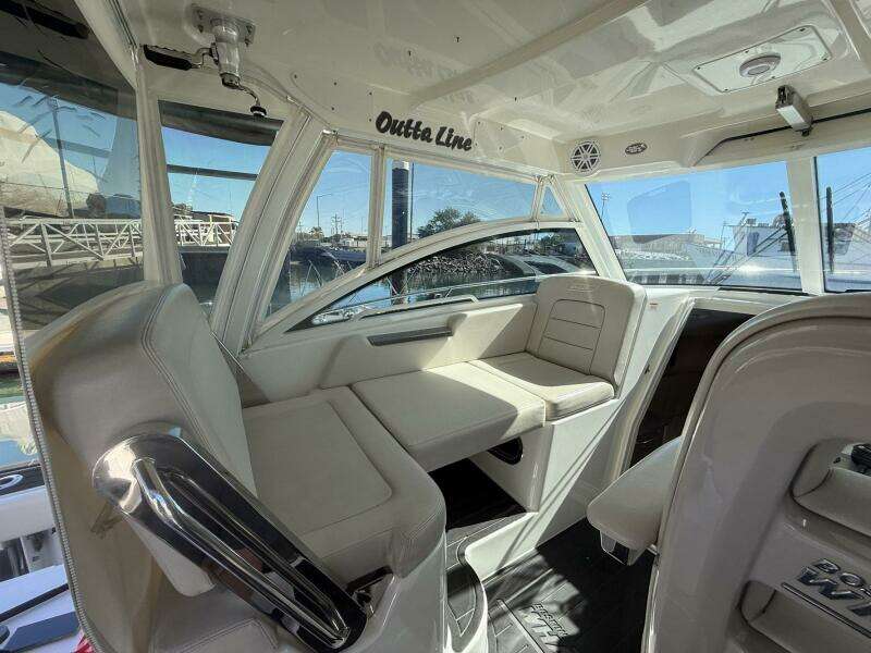 Outta Line 31ft Boston Whaler Yacht For Sale