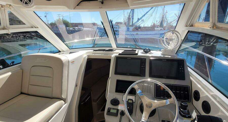 Outta Line 31ft Boston Whaler Yacht For Sale