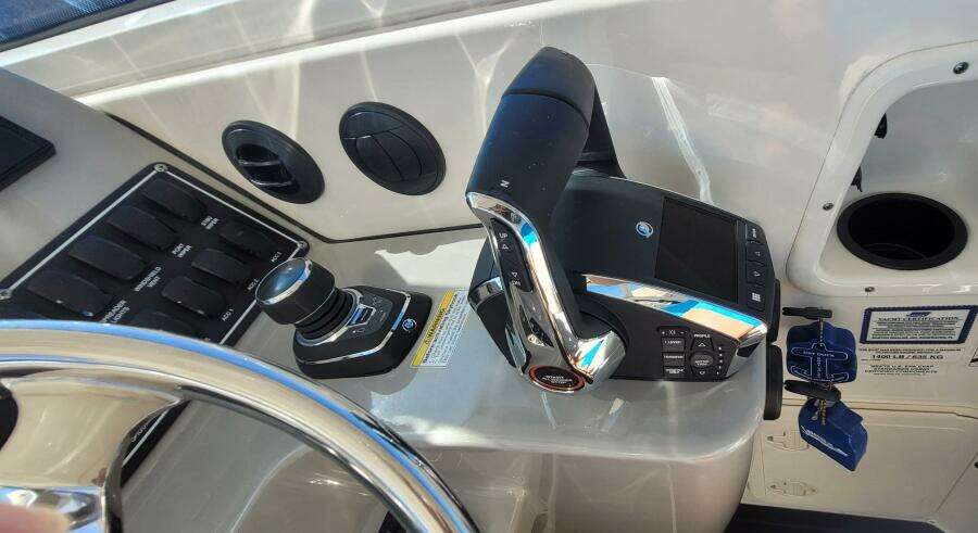 Outta Line 31ft Boston Whaler Yacht For Sale