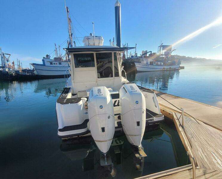 Outta Line 31ft Boston Whaler Yacht For Sale