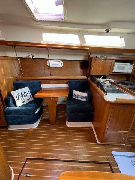 35ft Catalina Yacht For Sale
