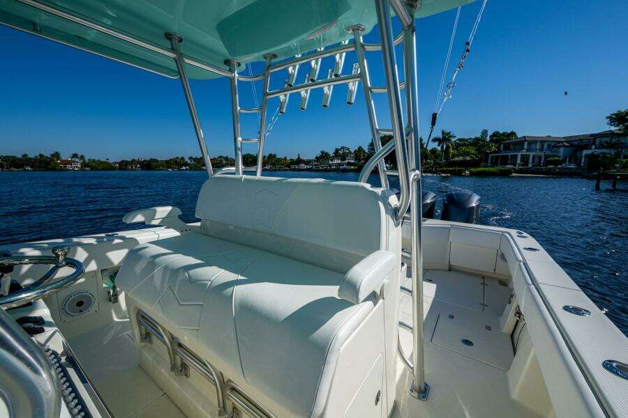 39ft SeaVee Yacht For Sale