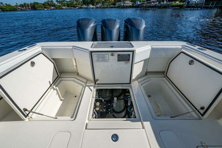 39ft SeaVee Yacht For Sale