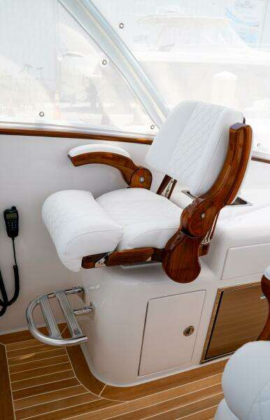 47ft Front Runner Yacht For Sale