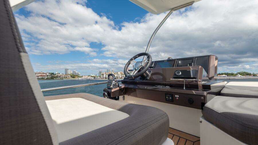2020 Galeon 500 Fly