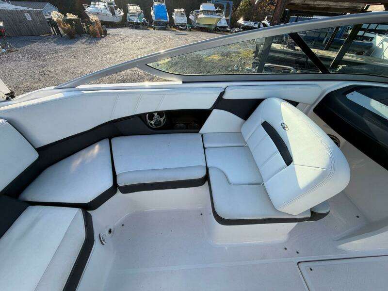 20ft Regal Yacht For Sale