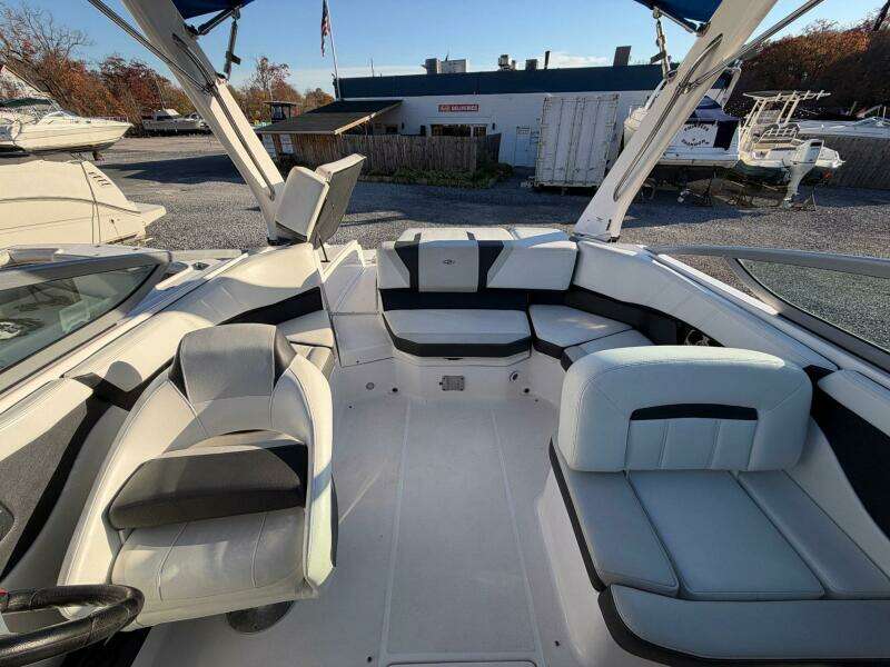 20ft Regal Yacht For Sale