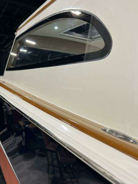 43ft Front Runner Yacht For Sale