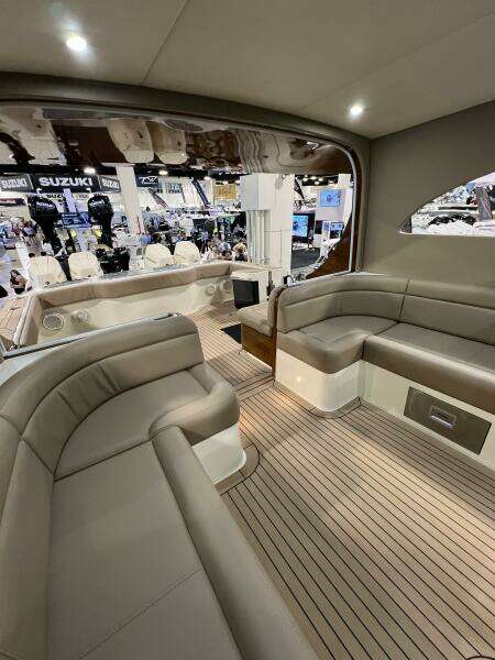 43ft Front Runner Yacht For Sale