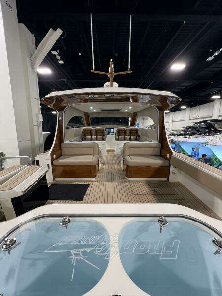 43ft Front Runner Yacht For Sale