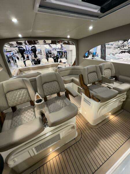 43ft Front Runner Yacht For Sale