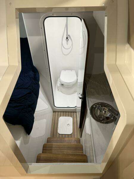 43ft Front Runner Yacht For Sale