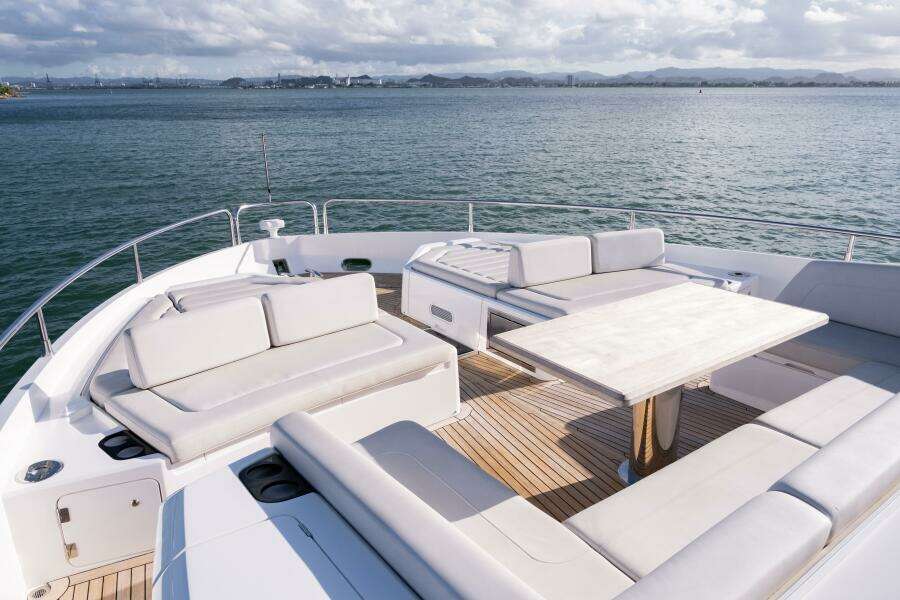 Chinonino 76ft Sunseeker Yacht For Sale