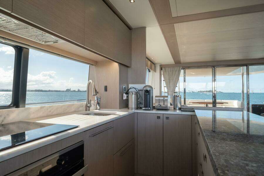 Chinonino 76ft Sunseeker Yacht For Sale