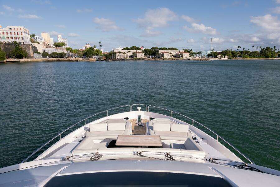 Chinonino 76ft Sunseeker Yacht For Sale