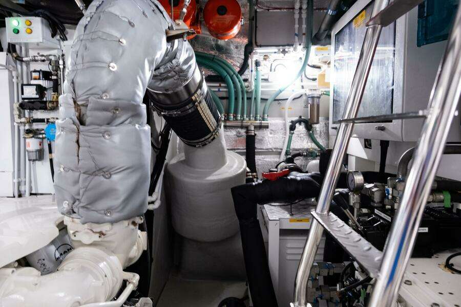 Chinonino 76ft Sunseeker Yacht For Sale