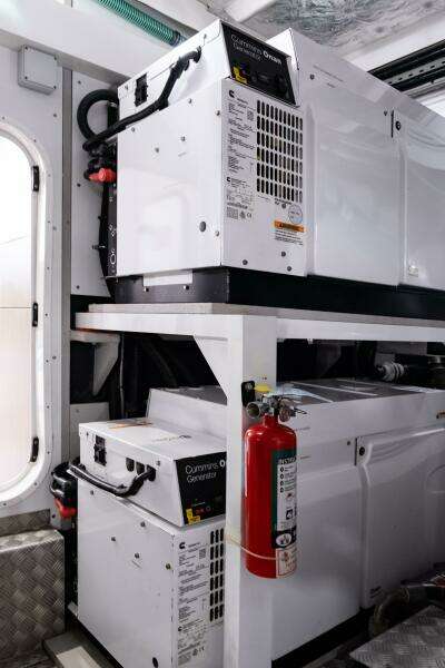 Chinonino 76ft Sunseeker Yacht For Sale