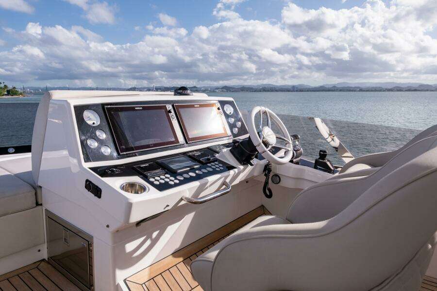 Chinonino 76ft Sunseeker Yacht For Sale