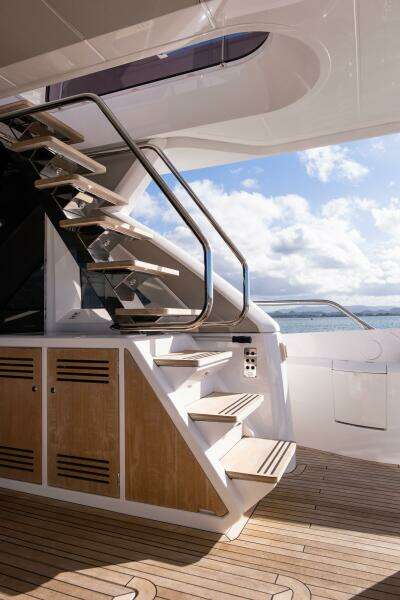 Chinonino 76ft Sunseeker Yacht For Sale