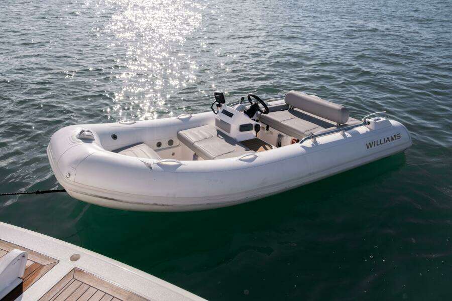 Chinonino 76ft Sunseeker Yacht For Sale