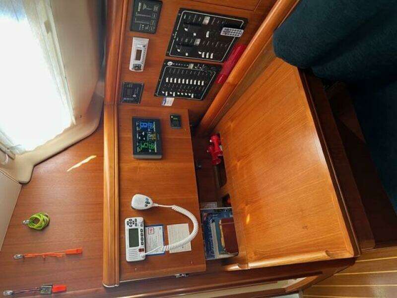 35ft Hunter Yacht For Sale