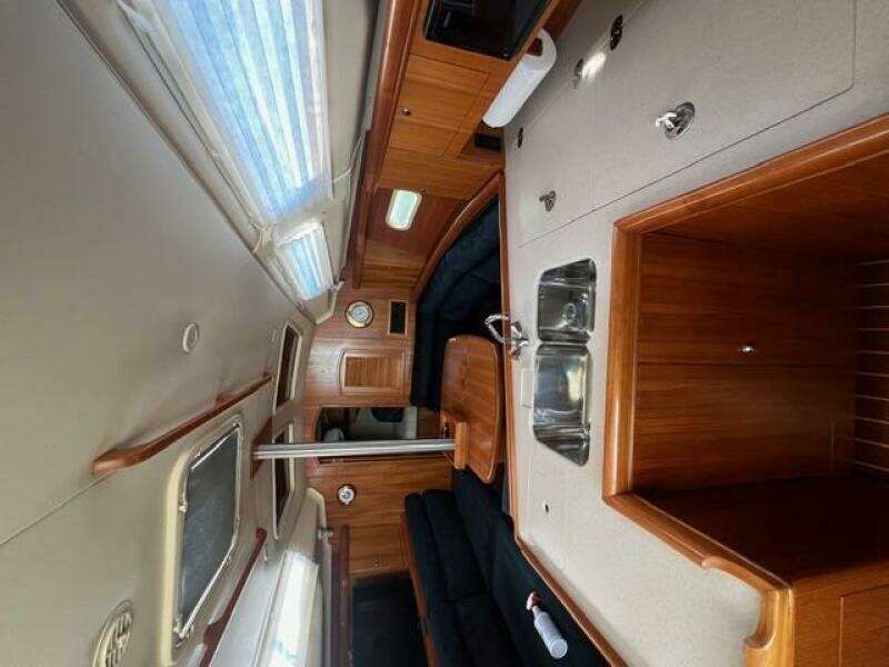 35ft Hunter Yacht For Sale