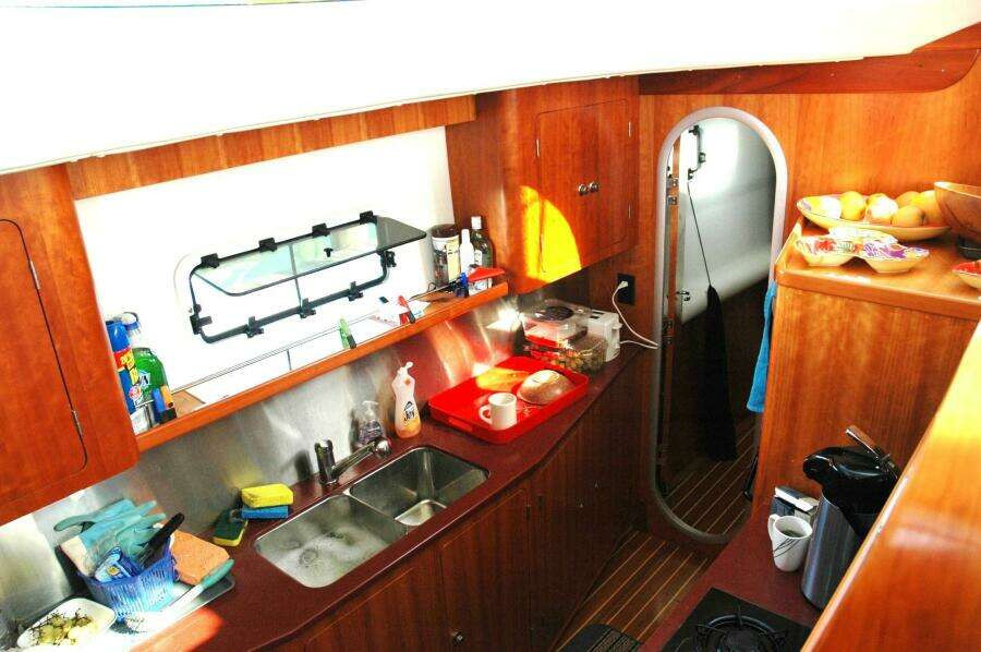 HANA HOU 44ft PDQ Yacht For Sale