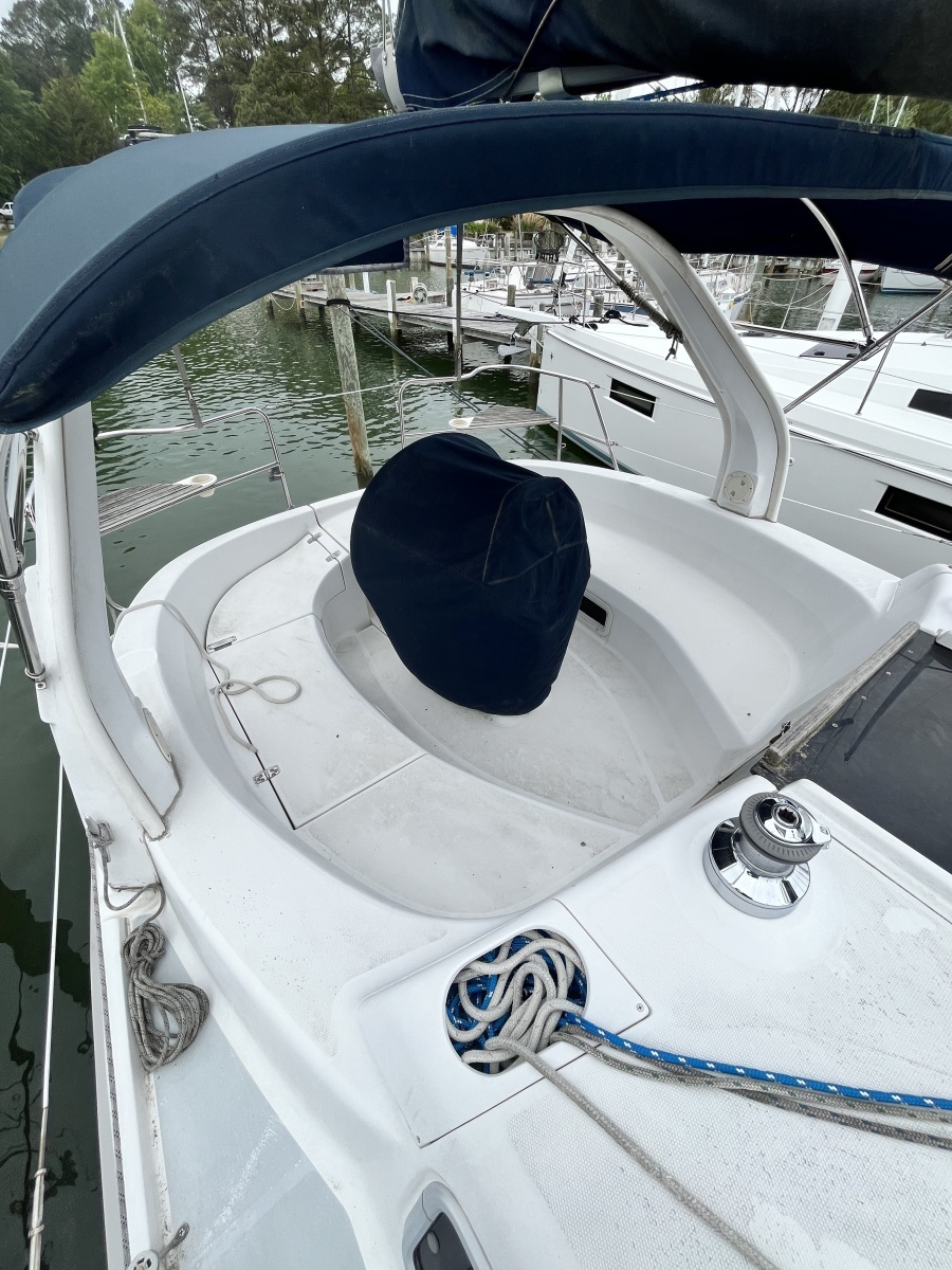 Celtic Knots 34ft Hunter Yacht For Sale