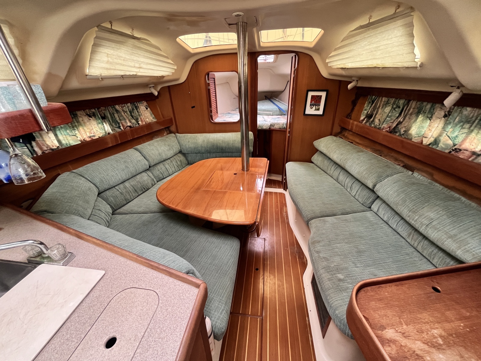 Celtic Knots 34ft Hunter Yacht For Sale