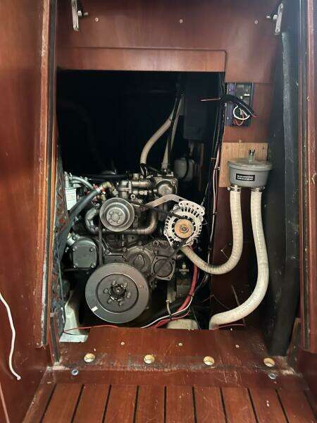 42ft Beneteau Yacht For Sale